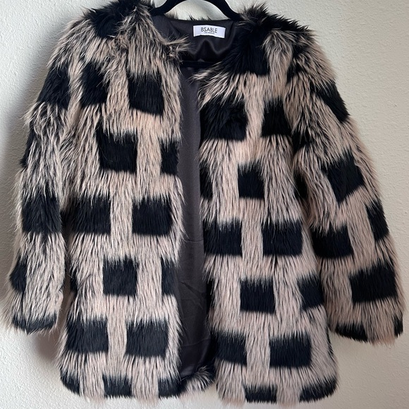 Jackets & Blazers - Ischia Faux Fur Jacket in Checker
BSABLE